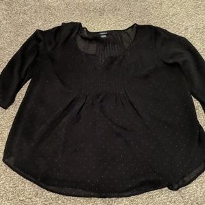 Sheet blue and black shirt